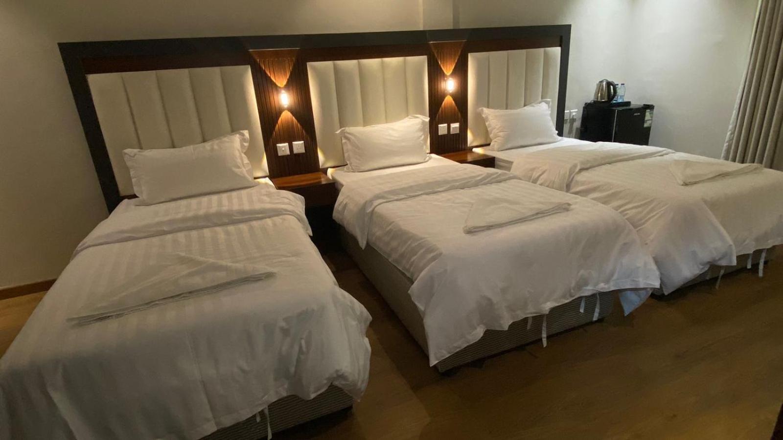 Diva Hotel 2 Джеда Екстериор снимка